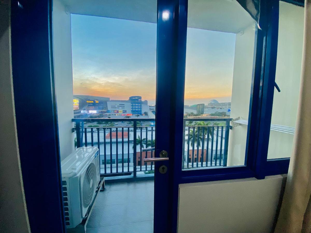 Madison Place At Sea Residences Manila Exterior foto