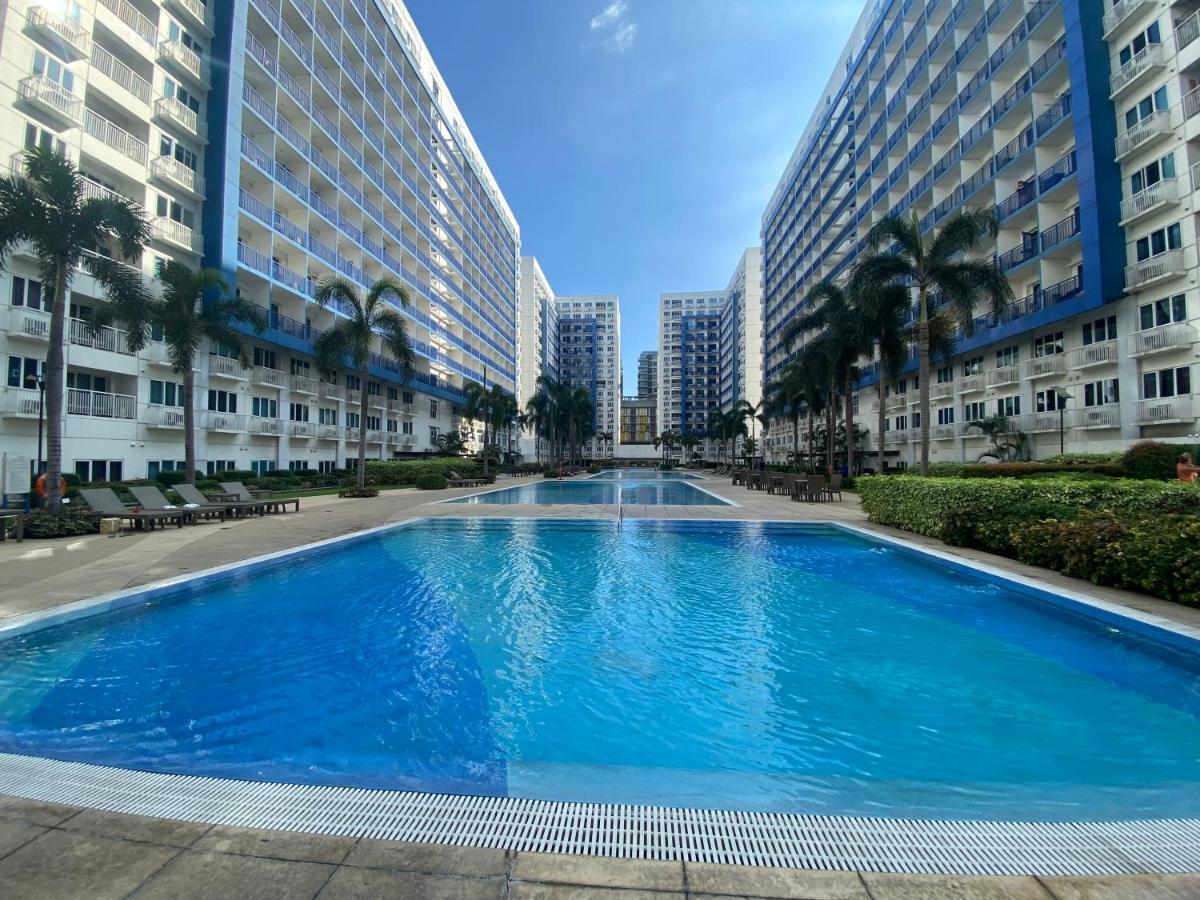 Madison Place At Sea Residences Manila Exterior foto
