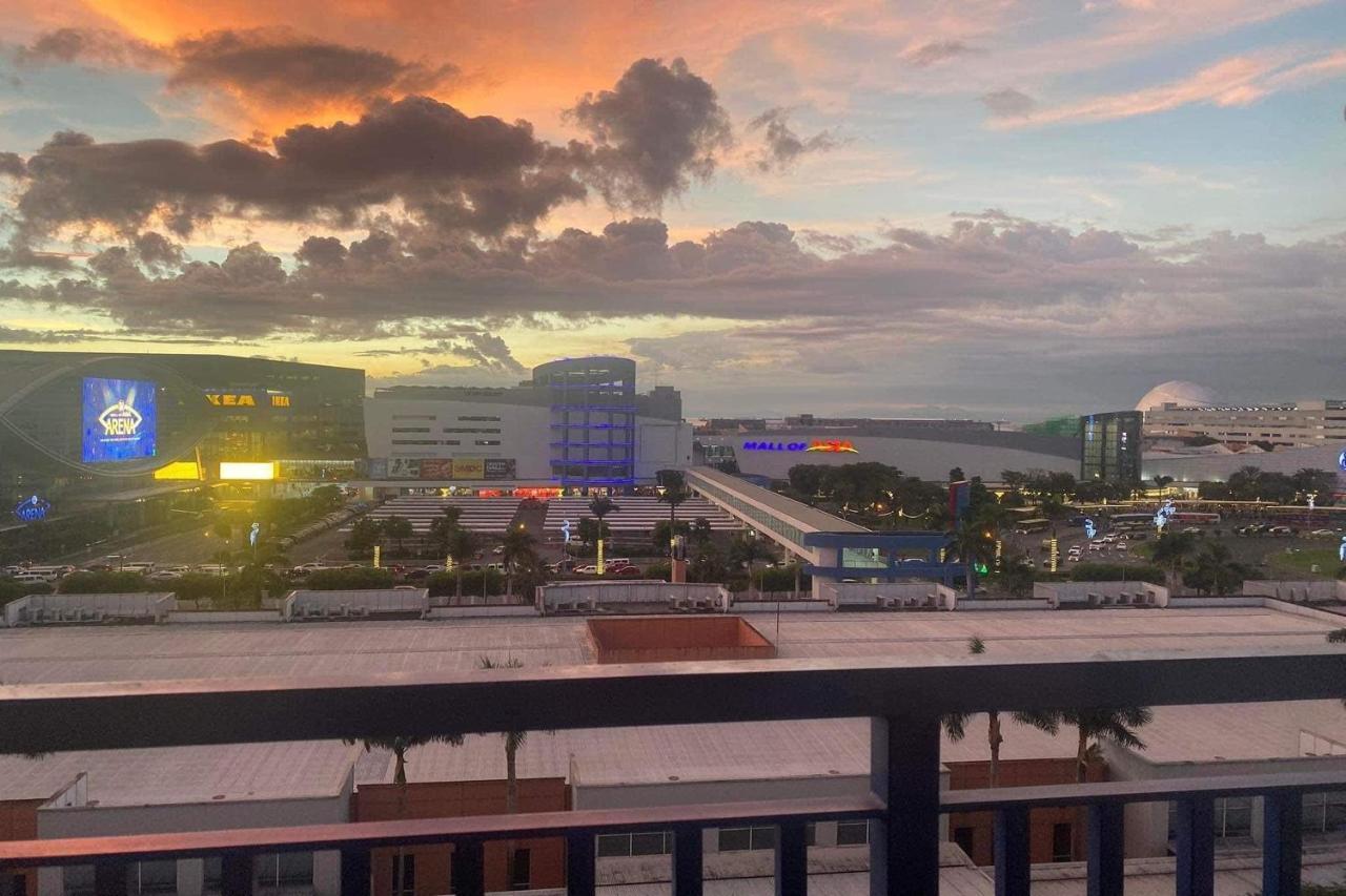 Madison Place At Sea Residences Manila Exterior foto